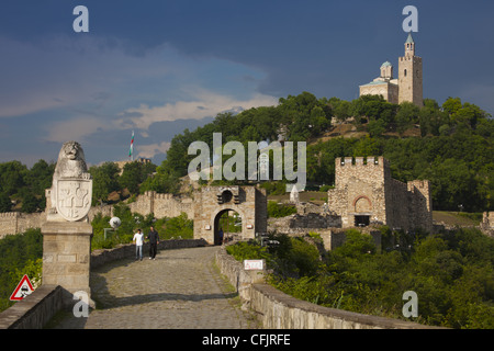 Forteresse de tsarevets, porte principale, l'église de la bienheureuse Sauveur et complexe patriarcal, Veliko Tarnovo, Bulgarie, Europe Banque D'Images