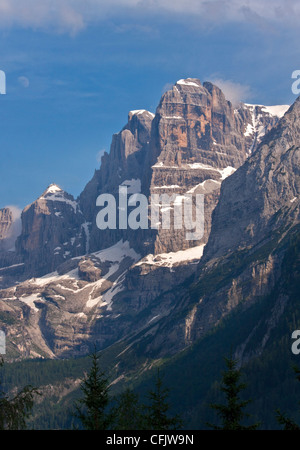 Crozzon di Brenta, Massif du Brenta de Madonna di Campiglio, Dolomites, Italie Banque D'Images