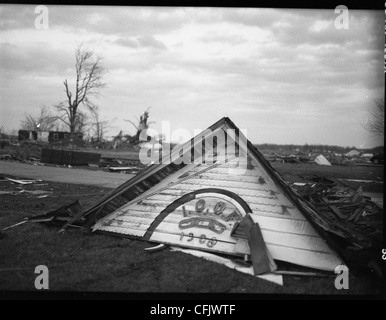 Les bâtiments détruits à Marysville, Indiana après la tornade de mars 2012 qui a presque détruit la ville de la carte. Odd Fellows Banque D'Images