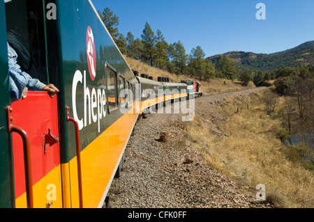 Chihuahua Pacific Railroad train Chepe', 'en route de El Fuerte à Copper Canyon, au Mexique. Banque D'Images