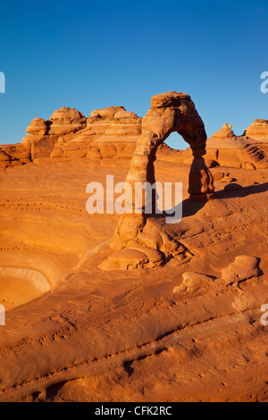 Coucher de soleil sur Delicate Arch, Arches National Park, Moab, Utah, USA Banque D'Images