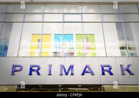 Primark vitrine Ipswich, Suffolk, UK. Banque D'Images