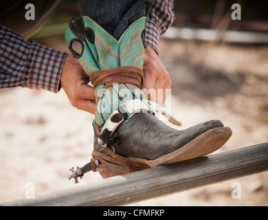 USA, Utah, Highland, Close-up of cowboy chaussure de liage Banque D'Images