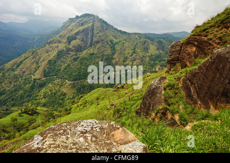 Vue depuis le pic d'Adam peu, Ella, hauts plateaux du centre, le Sri Lanka, l'Asie Banque D'Images