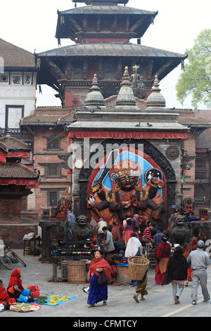 Statue de Kali Kalo Bhairab Durbar Square de Katmandou au Népal Banque D'Images