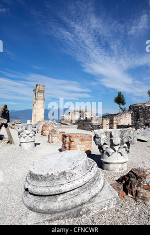 La Villa du Catullo (Grotte di Catullo), Lake Garda, Italy, Europe Banque D'Images