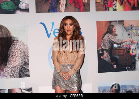 Jennifer Lopez est annoncé comme le premier ambassadeur de la marque mondiale de 'Gillette Venus' au cours d'un lancement pour la déesse Vénus "Fonds pour l'éducation, qui a eu lieu au Radio City Music Hall de New York City, USA - 02.02.11 Banque D'Images