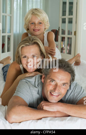 Famille empilées les unes sur les autres, portrait Banque D'Images