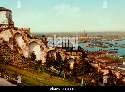 Depuis les remparts du Kremlin, Nigni Novgorod, (c.-à-d Nizhniĭ) Novgorod, Russie, vers 1900 Banque D'Images