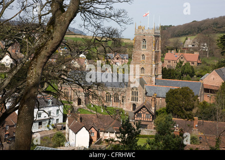 Vue panoramique sur l'église et de la ville de Dunster à Somerset Banque D'Images