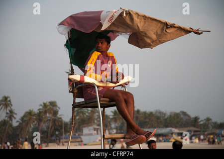 Life guard sur Colva beach Goa Banque D'Images