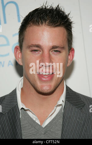 Dec 10, 2006 ; Hollywood, CA, USA ; acteur Channing Tatum pendant les arrivées à la vie 6e édition annuelle de magazines Hollywood Breakthrough of the Year Awards tenue à la Boîte à musique à la Fonda à Hollywood, CA. Crédit obligatoire : Photo par Jerome Ware/ZUMA Press. (©) Copyright 2006 by Jerome Ware Banque D'Images