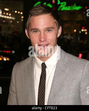 Déc 14, 2006 ; Los Angeles, Californie, USA ; acteur Brian Geraghty, du 'nous sommes Marshall' Los Angeles Premiere tenue au Grauman's Chinese Theatre, à Hollywood. Crédit obligatoire : Photo par Paul Fenton/ZUMA Press. (©) Copyright 2006 by Paul Fenton Banque D'Images