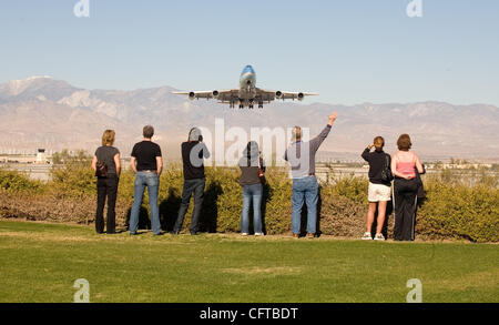 Dec 30, 2006 ; Palm Springs, CA, USA ; l'avion transportant la dépouille de l'ancien président Gerald Ford a quitté la Californie pour Washington le samedi, l'avant des services funéraires pour l'homme qui a conduit les États-Unis à travers les séquelles traumatiques du scandale du Watergate. Le 38e président des Etats-Unis, c'est Banque D'Images