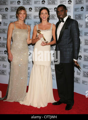 Jan 15, 2007 ; Los Angeles, CA, USA ; l'actrice Jessica Biel avec SEAN 'DIDDY' peigne et de l'actrice Emily Blunt, lauréat pour la meilleure interprétation féminine dans un rôle de soutien dans une série, dans la salle de presse au 64e congrès annuel Golden Globe Awards qui a eu lieu au Beverly Hilton Hotel. Crédit obligatoire : photo par Banque D'Images
