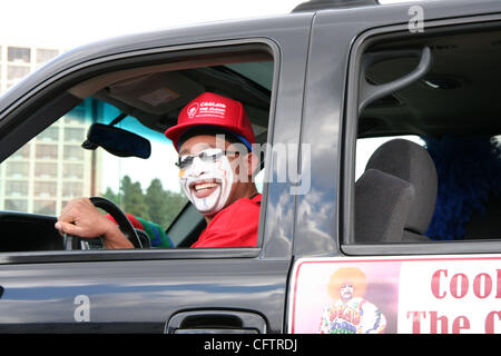 Jan 22, 2007 ; Los Angeles, CA, USA ; certains clowns roulant sur l'autoroute en route pour le travail. Crédit obligatoire : photo par Camilla Zenz/ZUMA Press. (©) Copyright 2007 by Camilla Zenz Banque D'Images