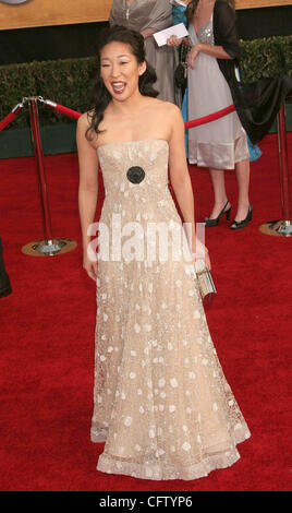 Jan 28, 2007 ; Hollywood, Californie, USA ; l'actrice Sandra OH à la 13e assemblée annuelle tenue SAG Awards au Shrine Auditorium à Los Angeles crédit obligatoire : Photo par Paul Fenton/ZUMA Press. (©) Copyright 2007 by Paul Fenton Banque D'Images