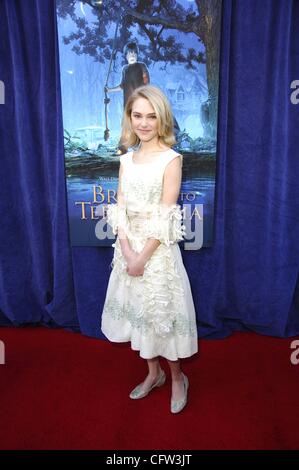 3 février 2007 - Hollywood, Californie, États-Unis - LOS ANGELES, CA 03 FÉVRIER 2007 .L'actrice AnnaSophia Robb lors de la première du nouveau film de Walt Disney Pictures et Walden Media Bienvenue à bord, tenue à l'El Capitan Theatre, le 3 février 2007, à Los Angeles. - K51642MGE.(CRÉDIT QUE JE Banque D'Images