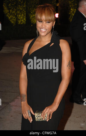 25 févr. 2007 - West Hollywood, CA, USA - EVE arrive pour le Vanity Fair et après le dîner de travail à la 79e célébration Mortons Academy Awards. (Crédit Image : © riche Schmitt/ZUMA Press) Banque D'Images