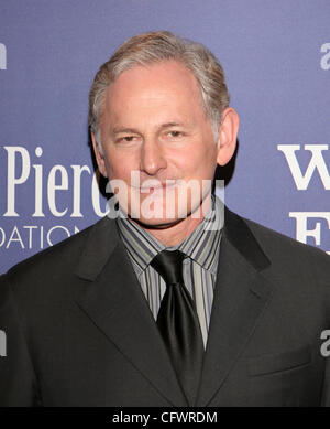Mar 07, 2007 - Los Angeles, CA, USA - VICTOR GARBER arrivant à la 15e édition annuelle de la maladie d'avantage, 'une nuit à Sardi's fundraiser" et de la remise de prix, qui a eu lieu au Beverly Hilton Hotel à Los Angeles. (Crédit Image : © Camilla Zenz/ZUMA Press) Banque D'Images