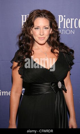 Mar 07, 2007 - Los Angeles, CA, USA - JOELY FISHER arrivant à la 15e édition annuelle de la maladie d'avantage, 'une nuit à Sardi's fundraiser" et de la remise de prix, qui a eu lieu au Beverly Hilton Hotel à Los Angeles. (Crédit Image : © Camilla Zenz/ZUMA Press) Banque D'Images