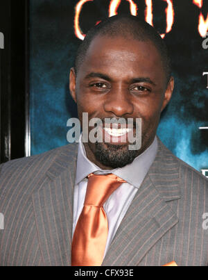 Mar 29, 2007 ; Los Angeles, Californie, USA ; acteur IDRIS ELBA à 'La moisson' Los Angeles Premiere tenue au Mann Village Theatre, Westwood. Crédit obligatoire : Photo par Paul Fenton/ZUMA Press. (©) Copyright 2007 by Paul Fenton Banque D'Images