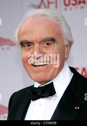 Jun 9, 2005 ; Hollywood, Californie, USA ; acteur Jack Valenti à la 33e JEAN DUTOURD : un hommage à George Lucas qui a eu lieu au Kodak Theatre. Crédit obligatoire : Photo de Lisa O'Connor/ZUMA Press. (©) Copyright 2005 by Lisa O'Connor Banque D'Images