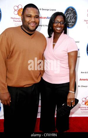 30 avril 2007 - Hollywood, Californie, États-Unis - Anthony Anderson et Alvina Anderson au cours de la National Kidney Foundation's 28th Annual HOMMAGE DON DE VIE, tenue à Warner Bros Studios, le 29 avril 2007, à Burbank, en Californie.. - K52781MGE(Image Crédit : Â© Michael Germana/Globe Photos/ZUMAPRES Banque D'Images