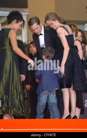 Mariane Pearl (Angelina Jolie et Brad Pitt au Festival de Cannes 2007 pour "A Mighty Heart' Premiere. Banque D'Images