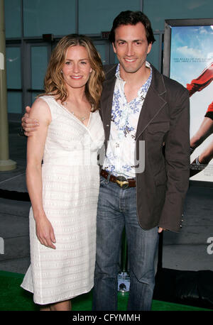 23 mai 2007 - Hollywood, Californie, USA - Actrice Elisabeth Shue et Frère Andrew SHUE au 'Gracie' Hollywood Premiere tenue à l'ArcLight Cinema. (Crédit Image : © Lisa O'Connor/ZUMA Press) Banque D'Images