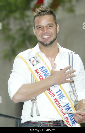 Chanteur Ricky Martin. Puerto Rican Day Parade le long de Fifth Ave. à Manhattan. Crédit photo : Mariela Lombard/ ZUMA Press. Banque D'Images