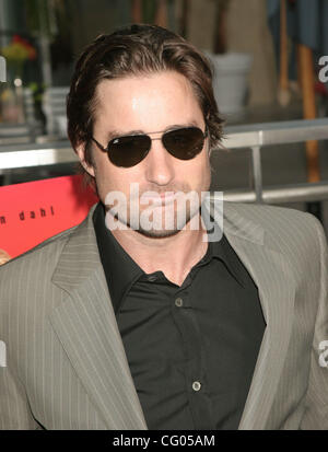 Jun 11, 2007 ; Hollywood, Californie, USA ; acteur Luke Wilson à l'IFC Films Hollywood Premiere 'Vous me tuer" tenue à l'ArcLight Theatre. Crédit obligatoire : Photo par Paul Fenton/ZUMA Press. (©) Copyright 2007 by Paul Fenton Banque D'Images