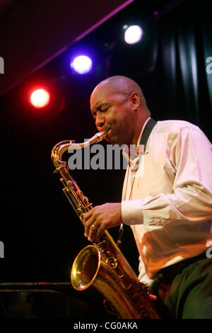 Le Branford Marsalis (saxophone et clarinette) à l'hôtel de ville au cours de JVC Jazz Festival 2007 (24e année) le 20 juin 2007. L'exécution avec lui ; Jeff 'Tain' Watts à la batterie Joey Calderazzo piano Eric revis à la basse Banque D'Images