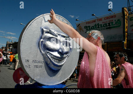 Jun 23, 2007 - New York, New York, USA - Coney Island. 25e édition du défilé de sirène. (Crédit Image : © Condyles Kirk/ZUMA Press) Banque D'Images