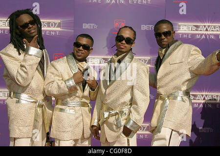 © 2007 Jerome Ware/Zuma Press Music Group Pretty Ricky après les arrivées au BET Awards 2007 qui s'est tenue au Shrine Auditorium à Los Angeles, CA. Le mardi 26 juin 2007 Le Shrine Auditorium de Los Angeles, CA Banque D'Images