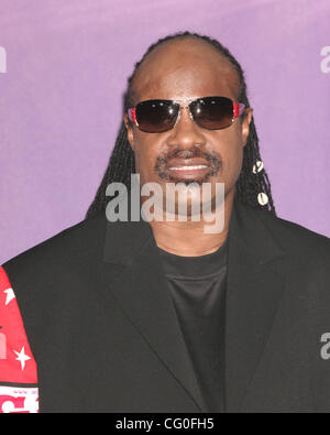 Jun 26, 2007 ; Hollywood, Californie, USA ; Singer, Stevie Wonder, dans la salle de presse au BET Awards 2007 qui a eu lieu au Shrine Auditorium. Crédit obligatoire : Photo par Paul Fenton/ZUMA Press. (©) Copyright 2007 by Paul Fenton Banque D'Images