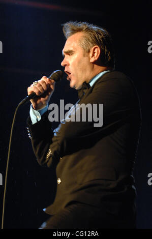 Juillet 21, 2007 ; Myrtle Beach, SC USA ; Singer MORRISSEY effectue vivre comme sa tournée 2007 rend un arrêt à Barefoot Landing situé dans la région de Myrtle Beach. Crédit obligatoire : Photo par Jason Moore (©) Copyright 2007 by Jason Moore Banque D'Images