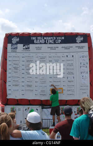 Jul 24, 2007 - Virginia Beach, VA, USA - Fans au Vans Warped Tour à l'Amphithéâtre Verizon Virginia Beach. (Crédit Image : © Jeff Moore/ZUMA Press) Banque D'Images