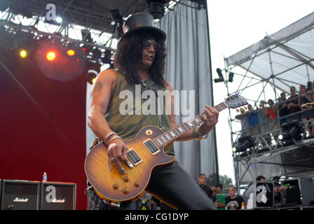 Le 5 août, 2007 Baltimore, MD, USA, SLASH, guitariste du groupe Velvet Revolver il se produit dans le cadre de la deuxième édition du Virgin Festival qui a eu lieu à la piste Pimlico Race Course situé dans le centre-ville de Baltimore. Le festival a attiré plus de 35 000 fans pour les deux jours du festival qui est présent par Virgin Banque D'Images