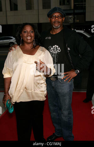 Aug 22, 2007 - Los Angeles, Californie, USA - l'acteur Samuel L. Jackson LaTANYA RICHARDSON et actrice au "Ressusciter le champ' Los Angeles Premiere tenue à l'Goldwynl Samuel Theatre. (Crédit Image : © Lisa O'Connor/ZUMA Press) Banque D'Images