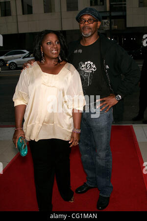 Aug 22, 2007 - Los Angeles, Californie, USA - l'acteur Samuel L. Jackson LaTANYA RICHARDSON et actrice au "Ressusciter le champ' Los Angeles Premiere tenue à l'Goldwynl Samuel Theatre. (Crédit Image : © Lisa O'Connor/ZUMA Press) Banque D'Images