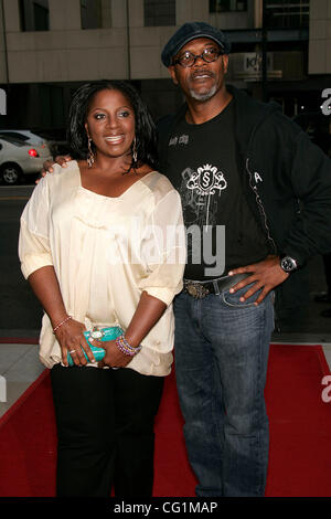 Aug 22, 2007 - Los Angeles, Californie, USA - l'acteur Samuel L. Jackson LaTANYA RICHARDSON et actrice au "Ressusciter le champ' Los Angeles Premiere tenue à l'Goldwynl Samuel Theatre. (Crédit Image : © Lisa O'Connor/ZUMA Press) Banque D'Images