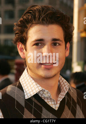 Aug 28, 2007 - New York, NY, USA - Acteur STUART LAFFERTY au hall des arrivées pour le New York premiere phrase de 'la mort' qui s'est tenue au Tribeca Cinemas. (Crédit Image : © Nancy/Kaszerman ZUMA Press) Banque D'Images