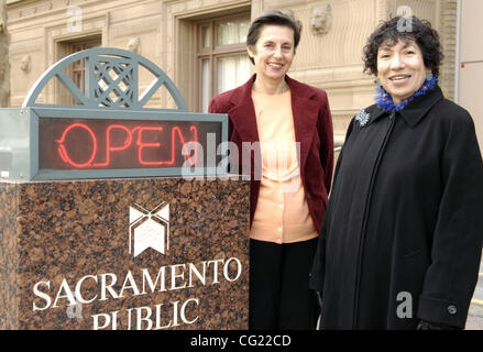 Kathy Les et Martha Lopez sont co-présidents de la Fondation publique de Sacramento auteurs sur l'aller dîner le 3 février à l'hôtel Hyatt Regency. Le Sacramento Bee Erhardt Krause 16 Janvier 2007 Banque D'Images