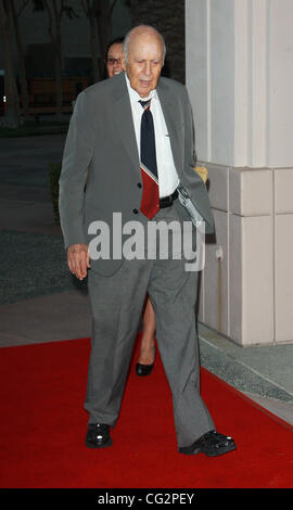 13 octobre 2011 - Los Angeles, Californie, États-Unis - Carl Reiner.L'Academy of Television Arts & Sciences Sociales présente ''Une soirée Hommage à Carl Reiner'''' tenue à la Leonard H. Goldenson Theatre, North Hollywood, CA. 13 octobre 2011.-(L'image Crédit : © TLeopold ZUMAPRESS.com)/Photos/Globe Banque D'Images