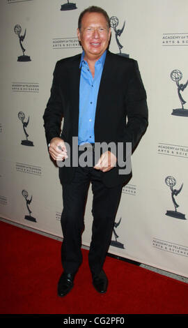 13 octobre 2011 - Los Angeles, Californie, États-Unis - Garry Shandling.L'Academy of Television Arts & Sciences Sociales présente ''Une soirée Hommage à Carl Reiner'''' tenue à la Leonard H. Goldenson Theatre, North Hollywood, CA. 13 octobre 2011.-(L'image Crédit : © TLeopold ZUMAPRESS.com)/Photos/Globe Banque D'Images