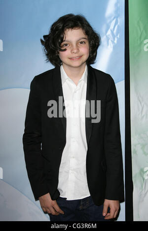 Max Burkholder NBC Universal 2011 TCA Winter Press Tour All-Star a tenu à l'hôtel Langham Huntington Hotel - Arrivées Pasadena, Californie - 13.01.11 Banque D'Images