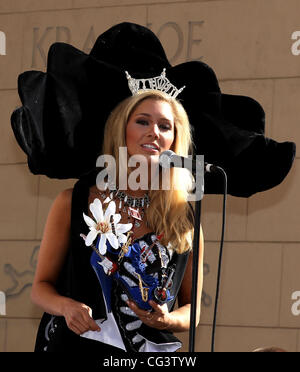 Mlle Mississippi Sarah Beth James Miss America 2011 DSW Défilé de chaussures à la Paris Resort and Casino Las Vegas, Nevada - 14.01.11 Banque D'Images