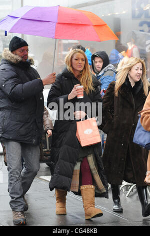 Blake Lively sur le tournage de Gossip Girl à Manhattan. La ville de New York, USA - 12.07.11 Banque D'Images