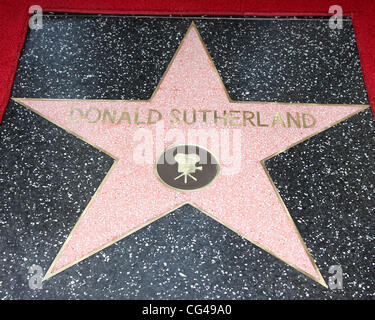 Donald Sutherland reçoit le 2,430ème étoile sur le Hollywood Walk of Fame. Los Angeles, Californie - 26.01.11 Banque D'Images